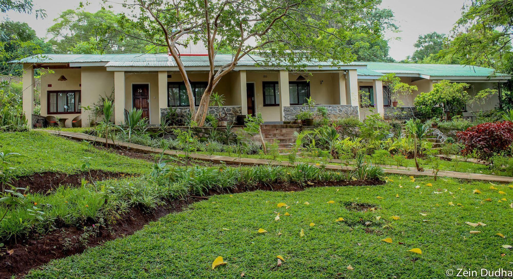 Villa 33 Blantyre Exterior photo